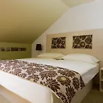 Hotel Ambient 3*