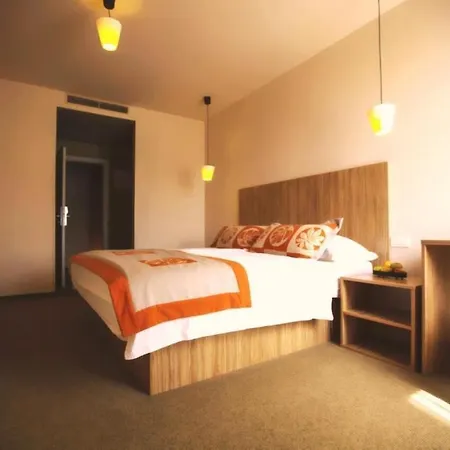 Ambient 3*