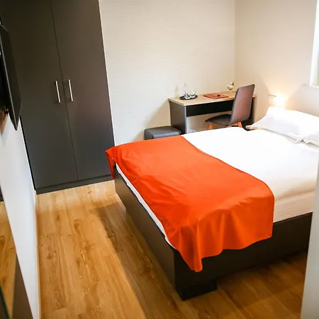 Hotel Ambient 3*