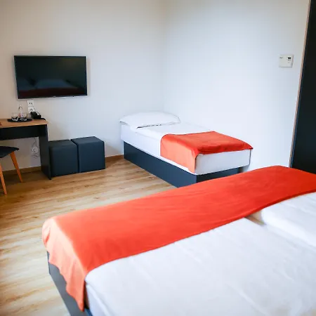 Hotel Ambient 3*