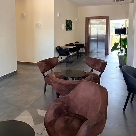 Ambient 3* Ντομζάλε