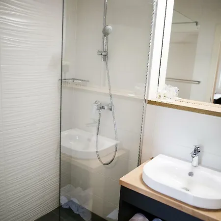 Ambient Hotel 3*
